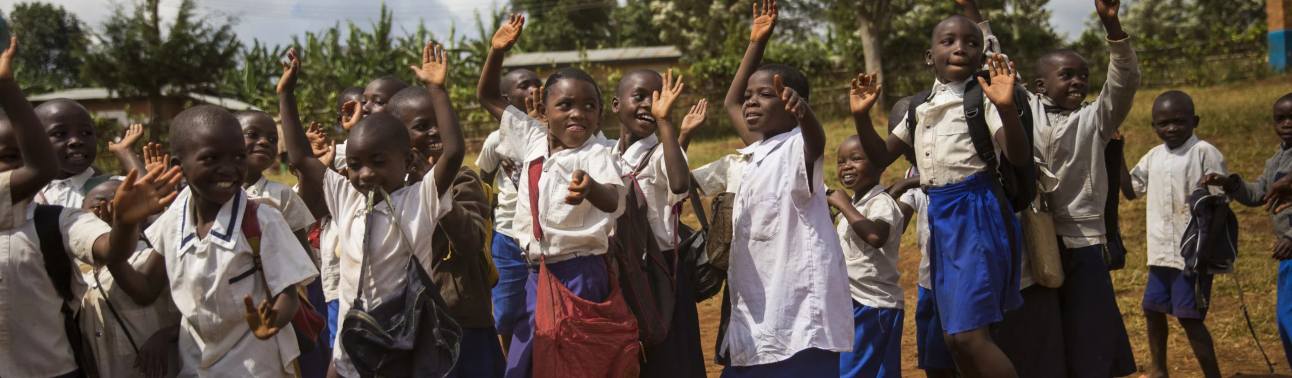 Kort & goed Grote donatie aan kinderprojecten