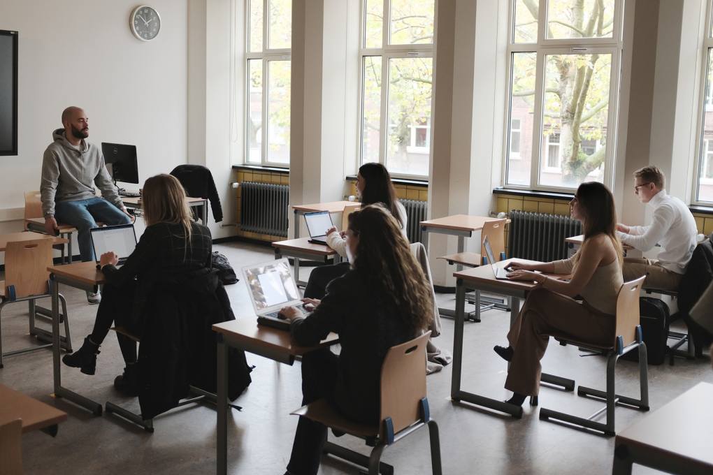 In beeld: Ode aan de mens in 3 kunstwerken - Derek Otte