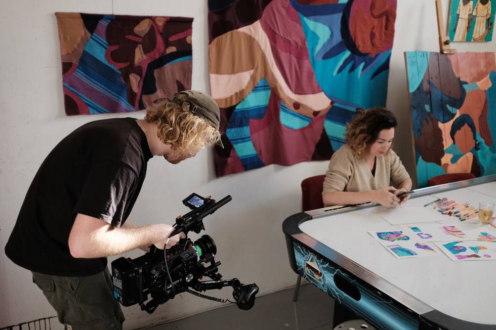 In beeld: Ode aan de mens in 3 kunstwerken - Hedy Tjin