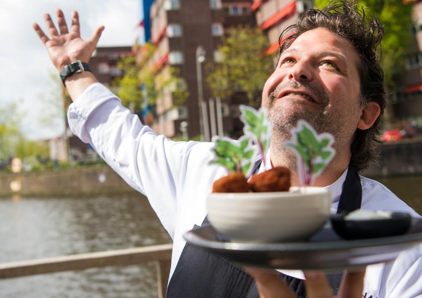 Jonathan Karpathios van Bieterbal_1029