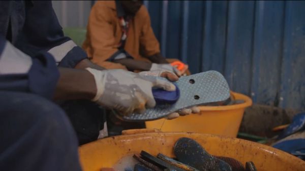 Woonproducten - Teenslipperkunst